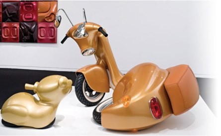 Scooters transformados en arte