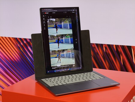 Concepto de portátil con pantalla giratoria de Lenovo | Imagen: Xataka