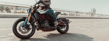 ¡Sublimes! Las Indian FTR1200 y FTR1200S son dos tracker deportivas con 121 CV y estilo 100% americano