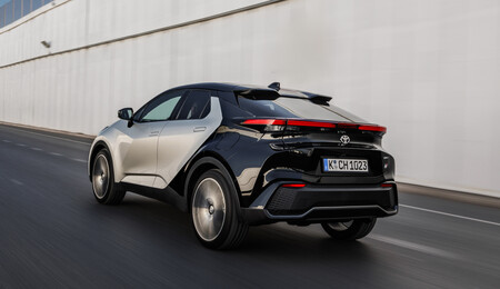 Toyota C-HR 2024