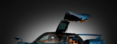 Pagani se ríe de la era de la automatización con un coche único en el mundo: su secreto es que tiene un cambio de marchas como los de toda la vida