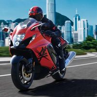 Há 30 anos, os fabricantes japoneses chegaram a um acordo: nenhuma motocicleta ultrapassaria os 300 km/h; então surgiu a Suzuki Hayabusa, que atingiu quase 450 km/h 