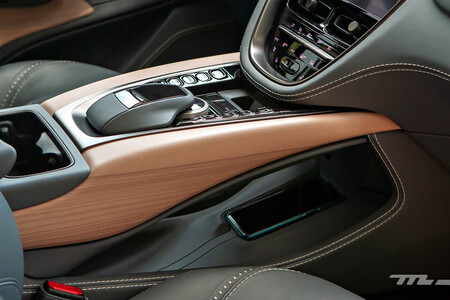 Aston Martin Dbx Prueba