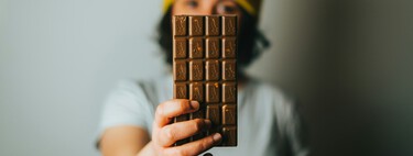 Algo extraño está pasando con la crisis del chocolate en España: los hogares consumen menos, pero mejora el negocio