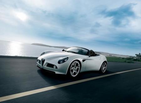 Se entregan los primeros Alfa Romeo 8C Spider