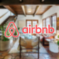 Airbnb trae a México su arma para acabar con muchos hoteles: reserva primero y paga después