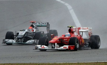Carrerón para emmarcar en Shanghai. Bandera a cuadros GP de China 2010