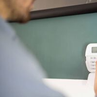 Por menos de 50 euros, ahora puedes tener tu hogar bajo control con esta alarma sin cuotas