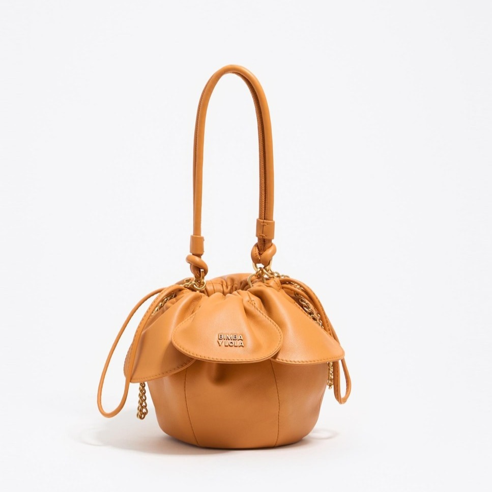 Bimba y Lola
Bolso de hombro Pétalo piel convertible a bandolera