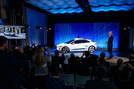 Jaguar Land Rover y Waymo