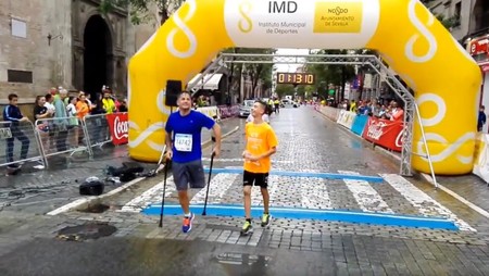 10km con una sola pierna, un corredor que consigue inspirarnos