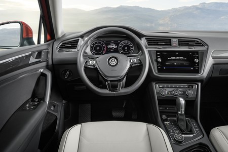 Volkswagen Tiguan Allspace 2017 006