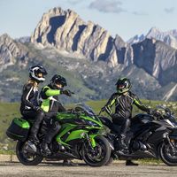¿Es obligatorio usar mascarilla en la moto? No como norma general pero sí en algunos supuestos 