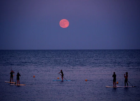 Superluna llena de fresa: cómo, dónde y cuándo verla desde España