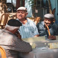 Hacienda encadena récords de recaudación: por empleo, por inflación y ahora con el IRPF unos 2.400 millones por la subida de las pensiones  