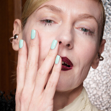 Estos son los cinco colores de uñas más solicitados en los salones de belleza esta primavera 2025
