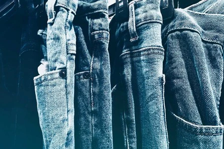Previo al #BlackFriday tenemos éstos jeans de H&M por 17,99 euros con envío gratis