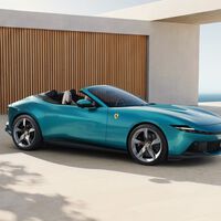 Após anos servindo colecionadores veteranos, Ferrari vive transição geracional: millennials e Gen Z já são seus principais clientes 