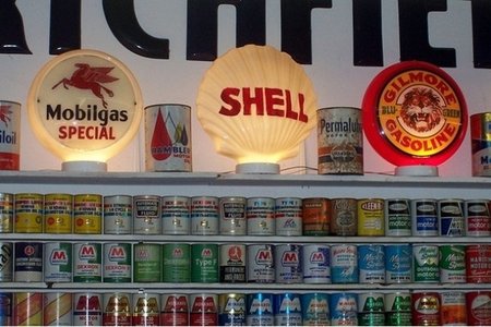 Carteles de marcas de aceite