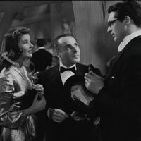 He visto varias veces 'La fiera de mi niña' y no me canso de ella. La química entre Cary Grant y Katharine Hepburn desprende la magia del mejor cine clásico