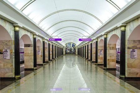 Infografía de las 5 estaciones de metro más profundas del mundo