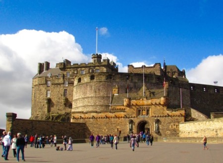 Castillo de Edimburgo con niños