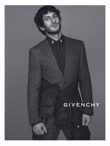 Quim Gutiérrez, el nuevo <em>jachondo</em> de Givenchy
