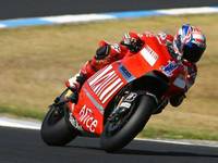 Casey Stoner pulveriza el récord de Philip Island