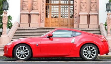 nissan_370z_10.jpg