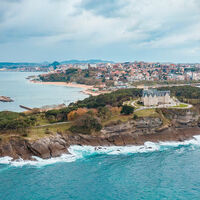 Esta americana pone a parir nuestra cultura y no ha soportado vivir en Cantabria 
