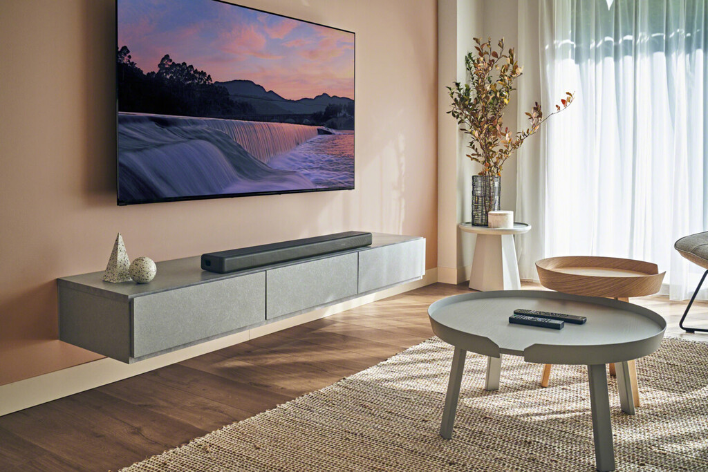 Esta barra de sonido compacta y ampliable de Sony quiere convertir tu salón en un cine: con subwoofer integrado, Dolby Atmos y DTS:X