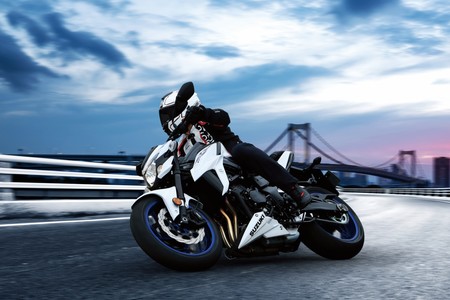 Gsx S750 A2 Precio 2019 14