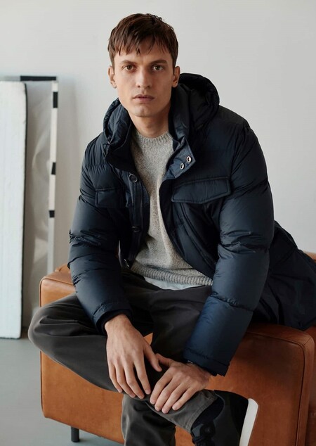 La combinación de gris y azul marino es la fórmula perfecta para el invierno en Massimo Dutti