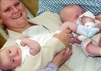 La primera "niña probeta" del mundo ha sido madre