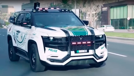 Giath es el nuevo y gigantesco juguete de la policía de Dubái