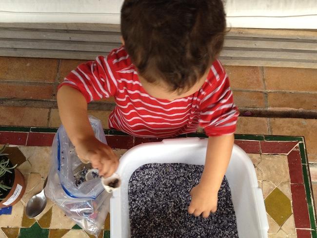 ¿Qué puedo hacer con mi hijo durante nuestro tiempo libre en casa?