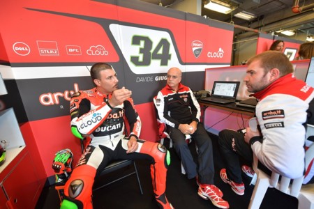 Davide Giugliano Ducati