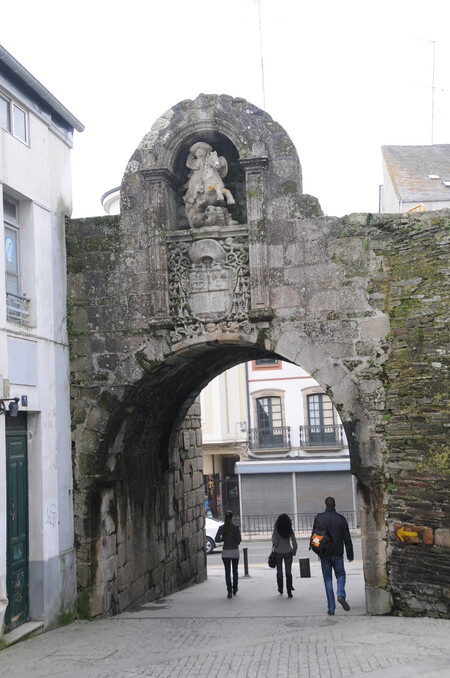 Puerta De Santiago C Turismo De Galicia