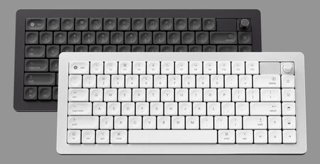 Monokei キーボードはストックホルム ブラックとクパチーノ シルバーの 2 色で販売されています。良いウインク。