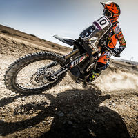 Laia Sanz sigue haciendo historia en el Rally de Marruecos con un tercer puesto