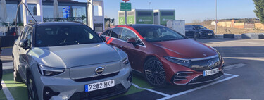 Uno de cada tres conductores de coches eléctricos dice que preferiría volver a uno de gasolina porque los eléctricos son un incordio en los viajes largos