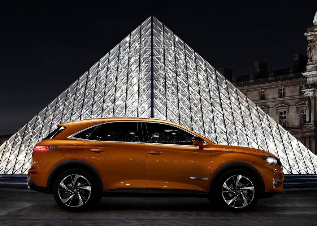 París expulsará a los SUV: vota a favor de que paguen hasta 18 euros/hora por aparcar en medio de la polémica 