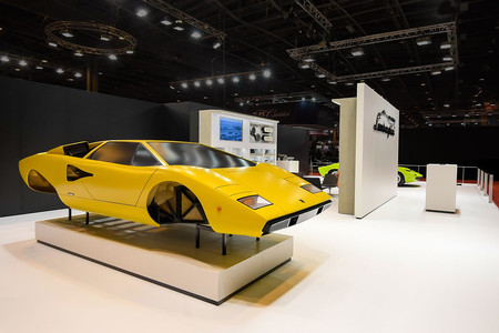 Lamborghini Countach LP400 en el Salón Retromobile 2018