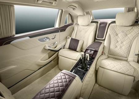 Mercedes Benz S600 Pullman Maybach 2016 800x600 Wallpaper 04