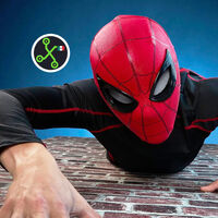 Te vas a sentir el mismísimo Peter Parker: máscara con movimiento de Spider-Man baja de precio