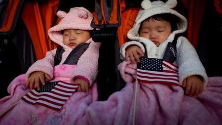 Niegan la ciudadanía estadounidense a unos bebés porque no se sabe "la nacionalidad" del esperma y óvulos donados