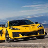 Ni Ferrari, ni Lamborghini, ni McLaren. Con más de 1.000 CV y sin electrificación, el Chevrolet Corvette ZR1 quiere ser el superdeportivo definitivo