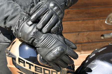 Coleccion Guantes Calefactables Vquattro 003