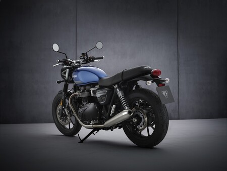 Triumph Street Twin 2021 021