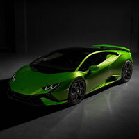 ¡Sublime! El Lamborghini Huracán Tecnica es todo un Huracán STO con los mismos 640 CV, pero vestido para salir a la calle